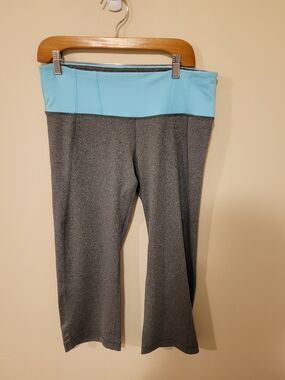 Women's 90 Degree By Reflex Gray Athletic Capri Leggings Size Large